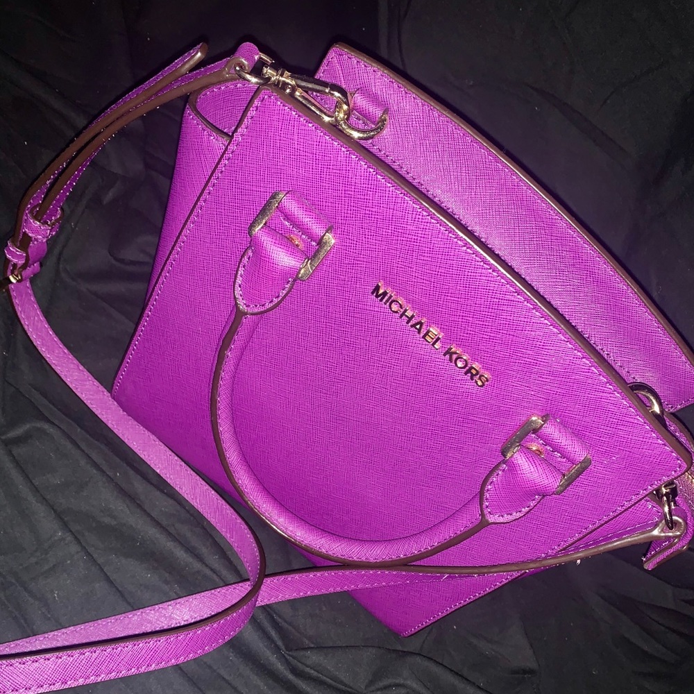 AUTH Michael Kors Purse
